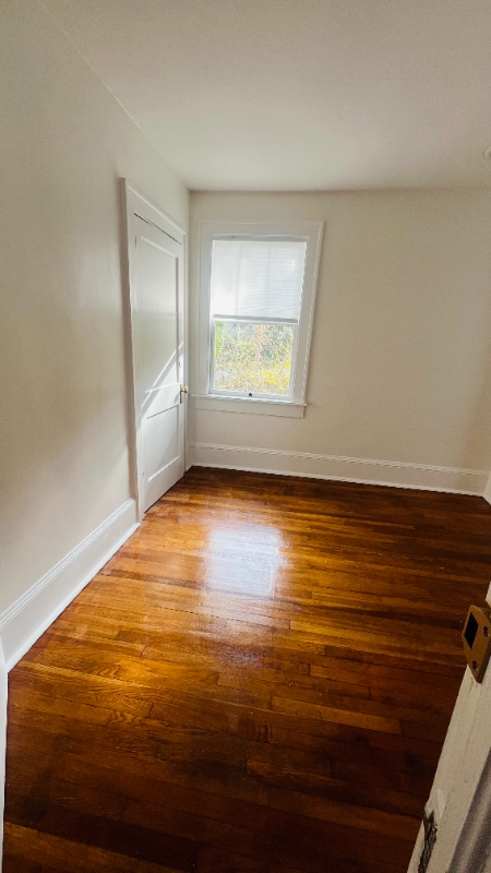 Building Photo - 812 Tyler Ave