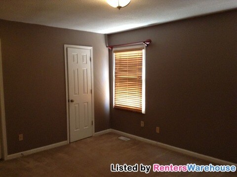 Building Photo - 723 Twin Brooks Ct SE