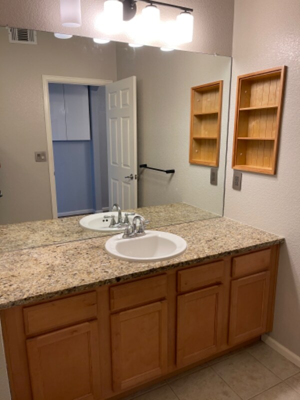 Building Photo - 9142 Lodestar Ln