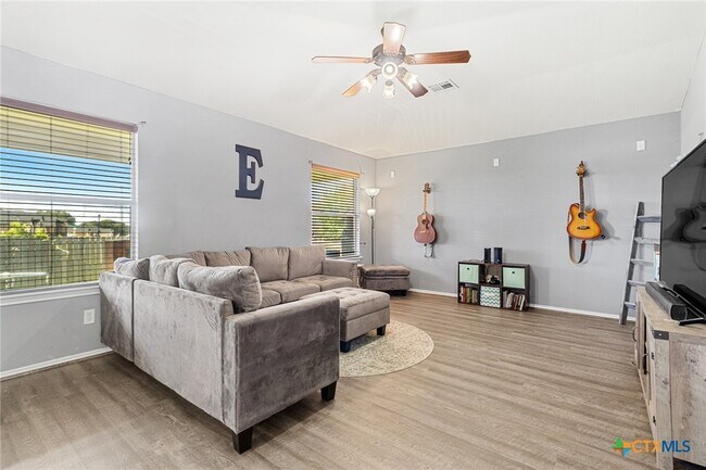 Building Photo - 5620 Birmingham Cir