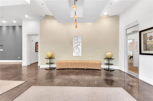 Building Photo - 870 Inman Vlg Pkwy NE