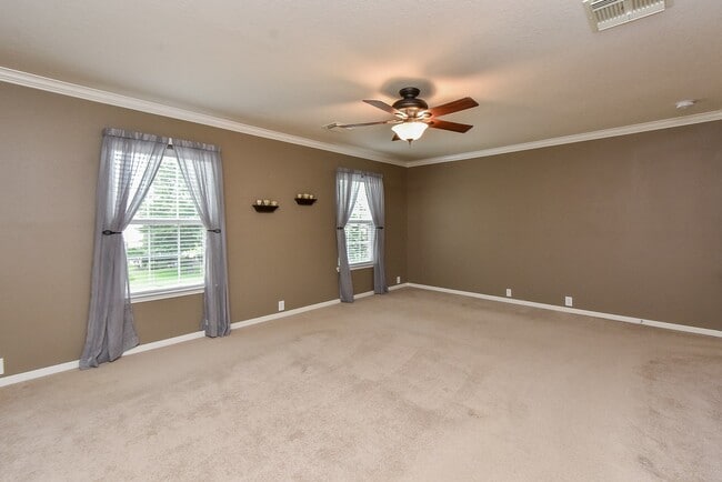 Building Photo - 11911 Brantley Haven Dr