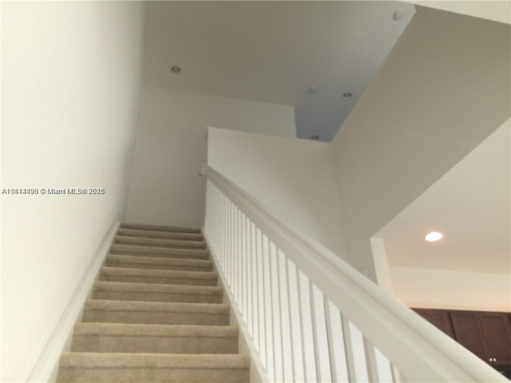 Building Photo - 141 SW 127th Ter