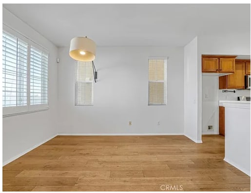 Building Photo - 1309 Songbird Way