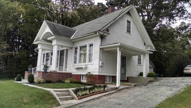 Building Photo - 6476 Pine Rd