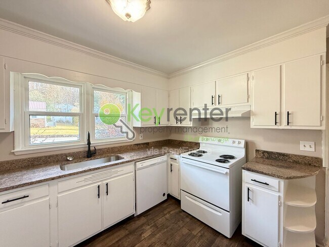 Building Photo - 4803 Orchard View Dr