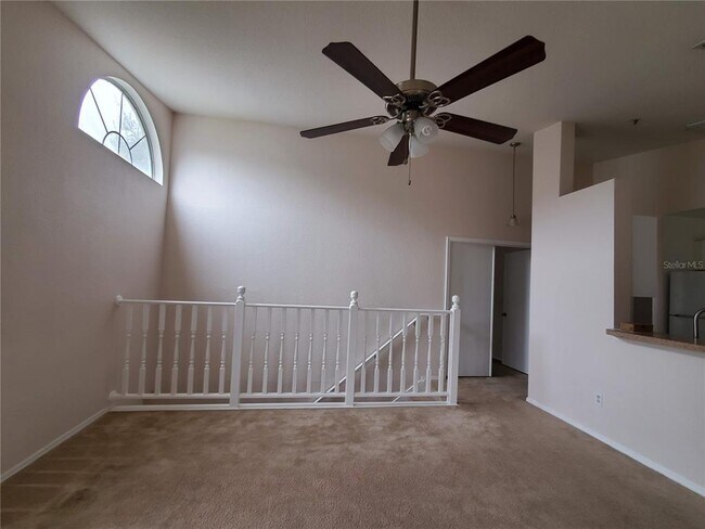 Building Photo - 1604 Columbia Arms Cir