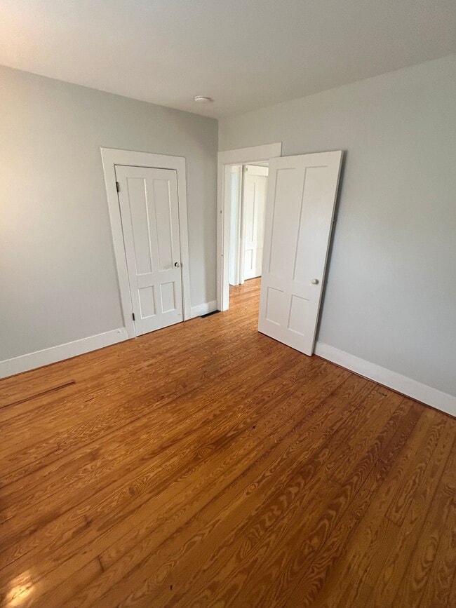 Building Photo - 26 Pearl St