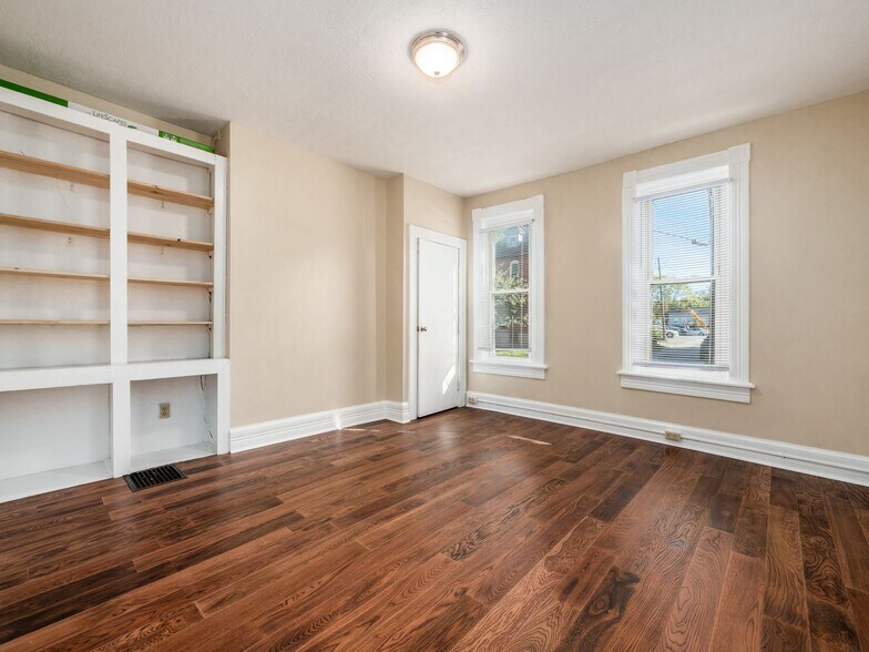 Building Photo - 1447 Hunter Ave