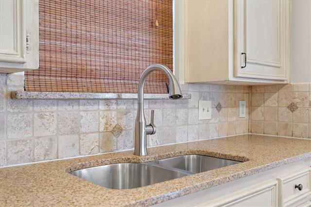 Building Photo - 3309 Appalachian Way