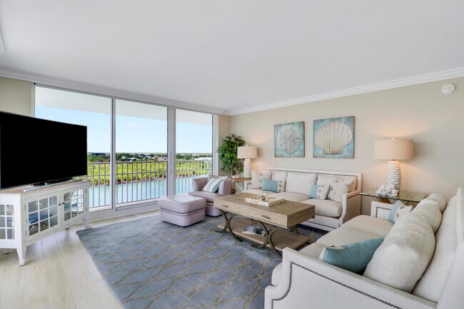 Building Photo - 375 S Beach Rd