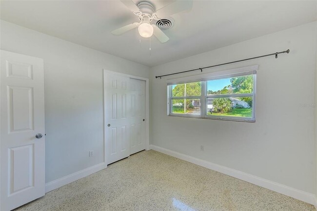 Building Photo - 2222 N Overbrook Ave