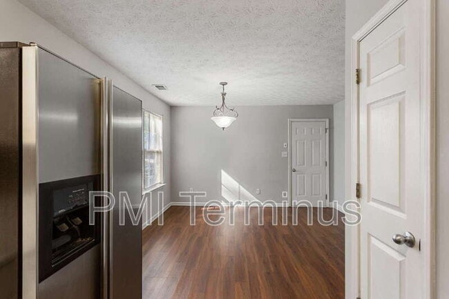 Building Photo - 1312 Telhurst Ct NW