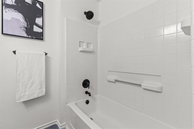 Building Photo - 503 Blanco Woods Blvd