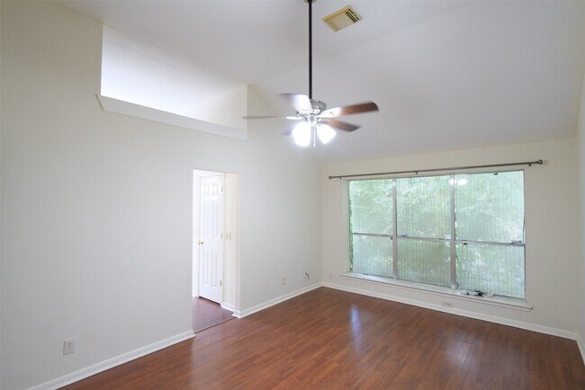 Building Photo - 1314 Hollow Ash Ln