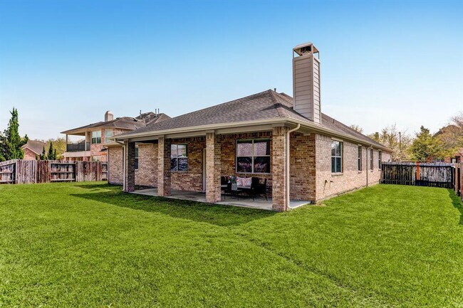 Building Photo - 6126 Bradford Ln