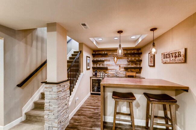 Building Photo - 14110 Sierra Ridge Dr