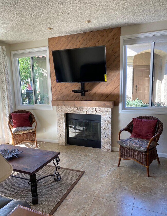 Building Photo - 55429 Tanglewood