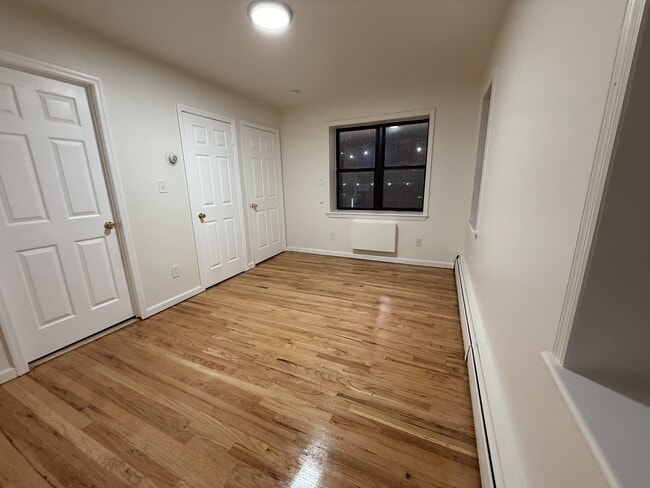 Building Photo - 1194 Dumont Ave