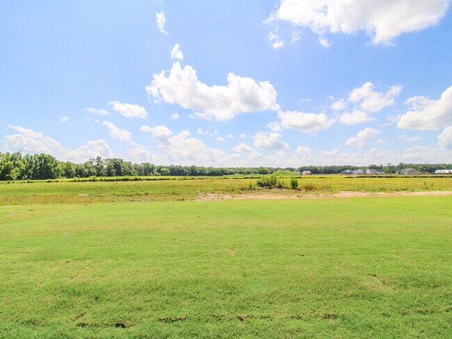 Building Photo - 13791 Hill Place Ln