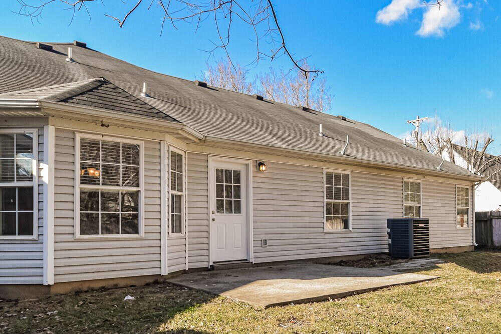 Building Photo - 247 Bill Stewart Blvd