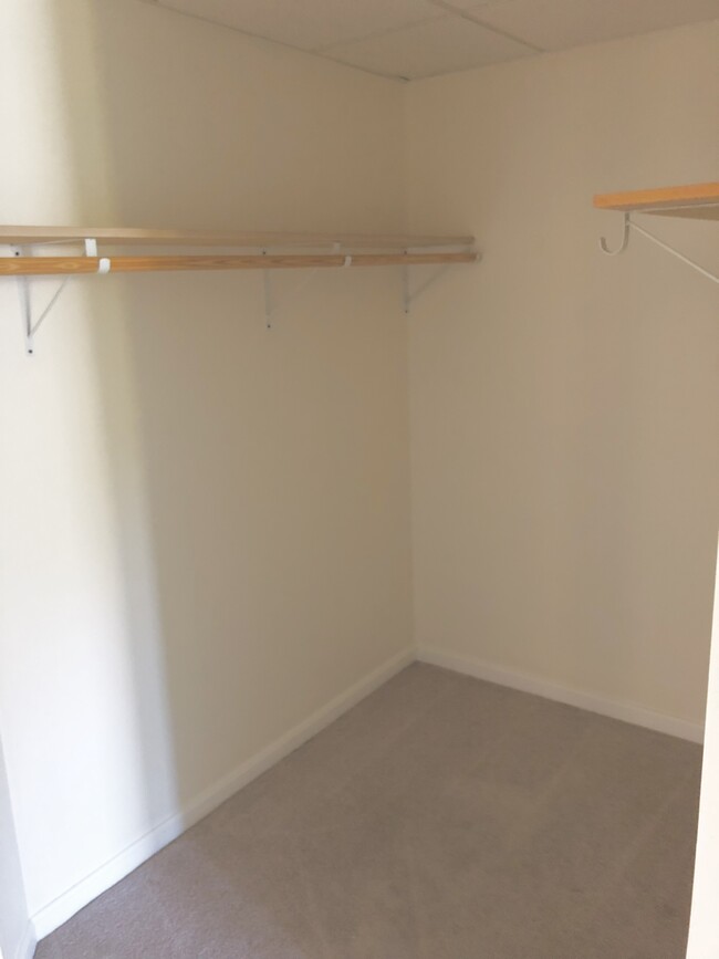 Building Photo - 14 New Zealand Rd