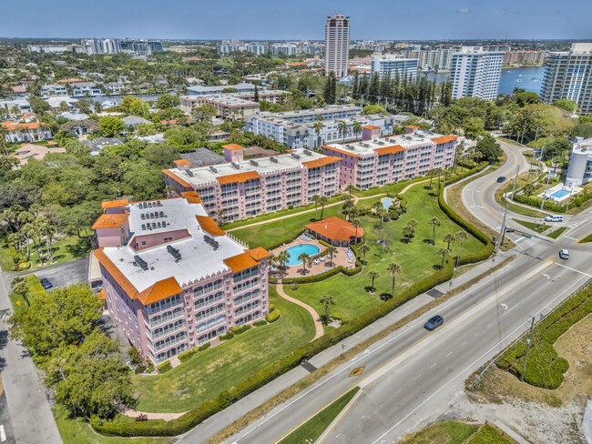 Building Photo - 1001 E Camino Real
