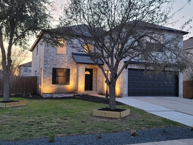Building Photo - 303 Edgewood Cv