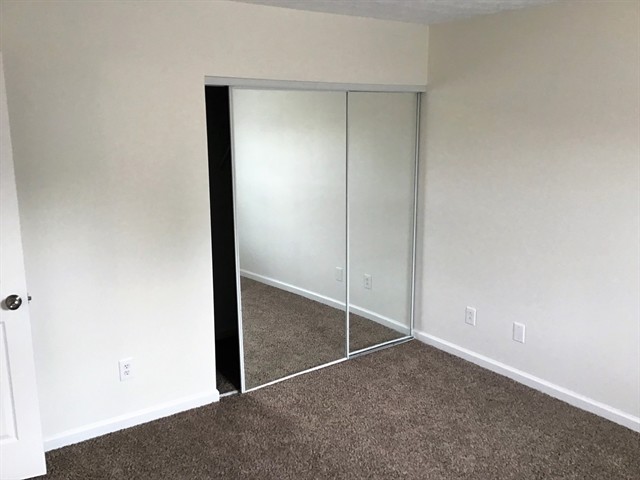 Building Photo - 639 Stonecrest Dr