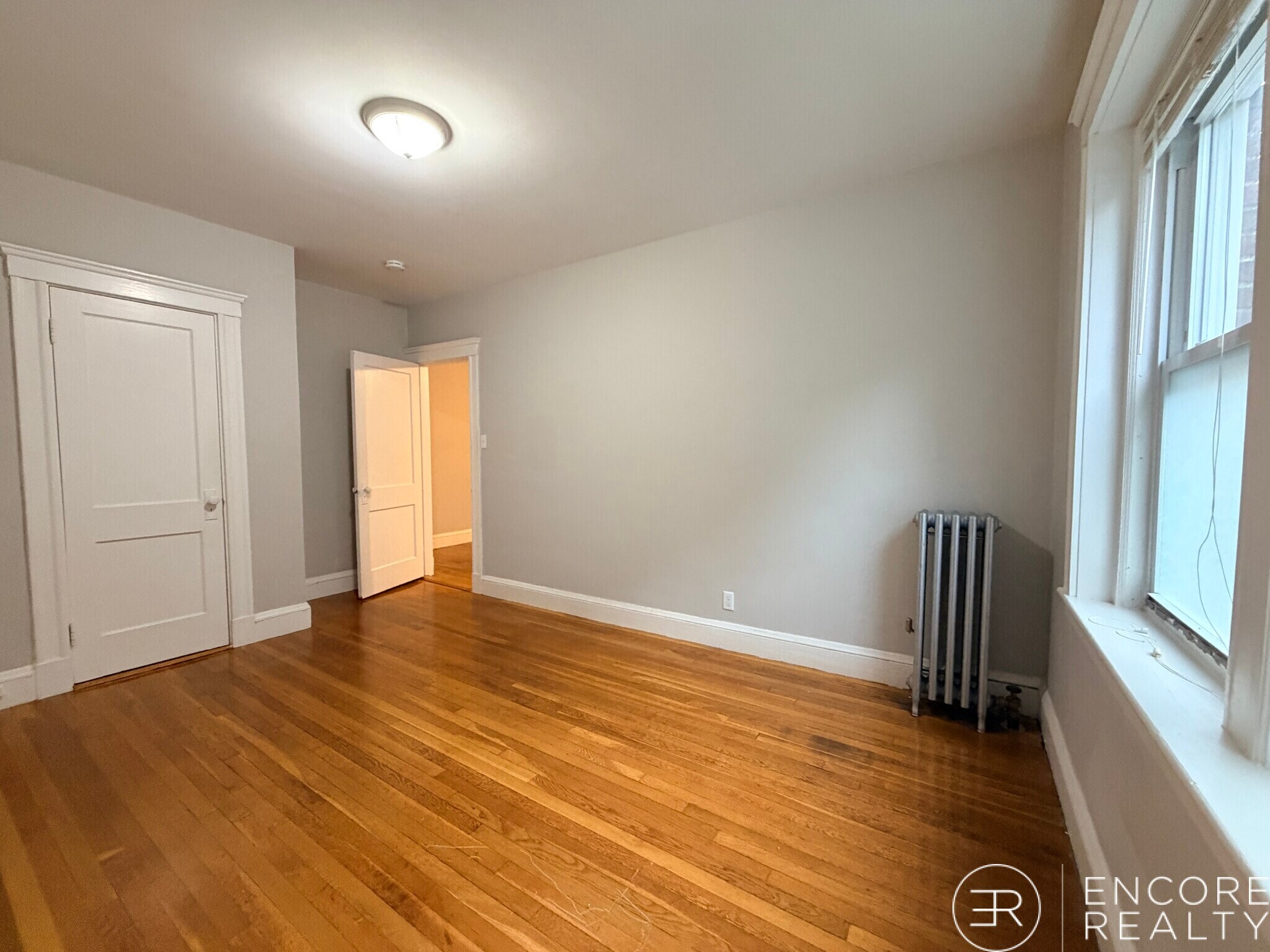 Building Photo - 1 Gray St