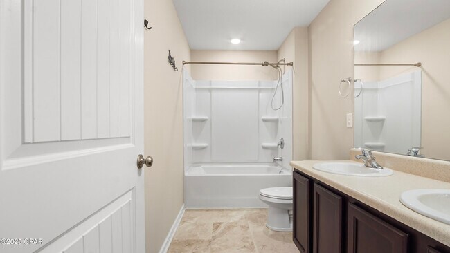 Building Photo - 7115 Shimano Way