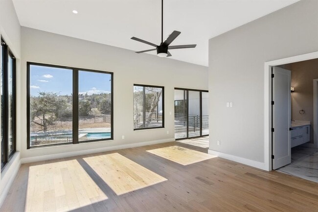 Building Photo - 17709 Hunters Hollow