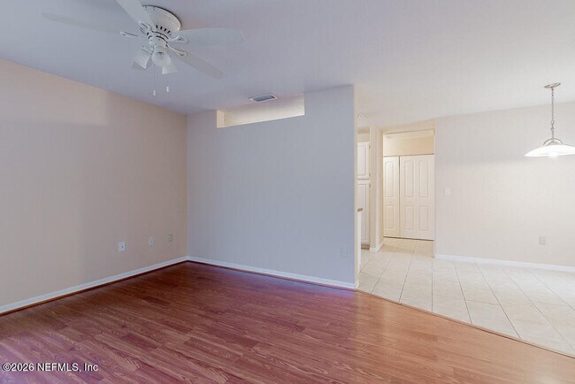 Building Photo - 10150 Belle Rive Blvd