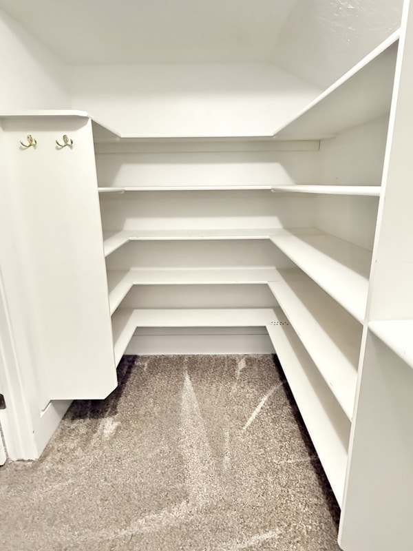 Building Photo - 1729 Colchester Ct