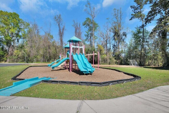 Building Photo - 4911 Key Lime Dr