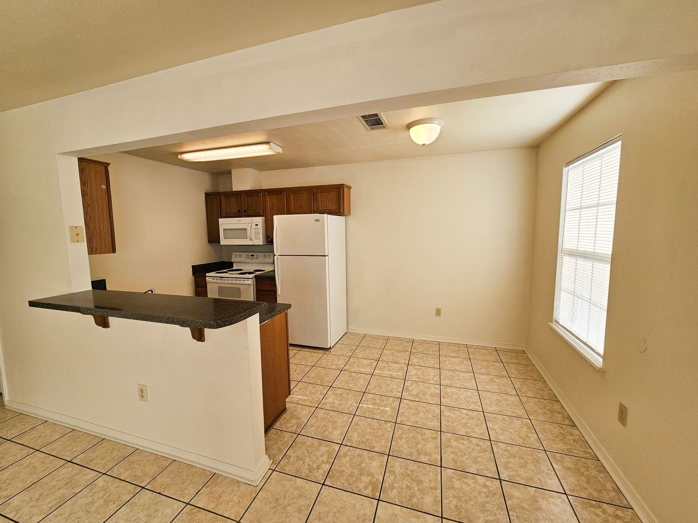 Building Photo - 1859 Brazil Ave