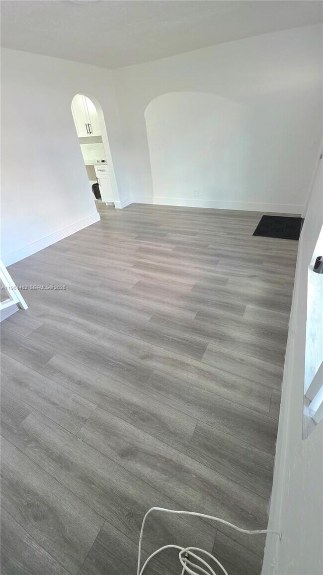 Building Photo - 6616 Raleigh St