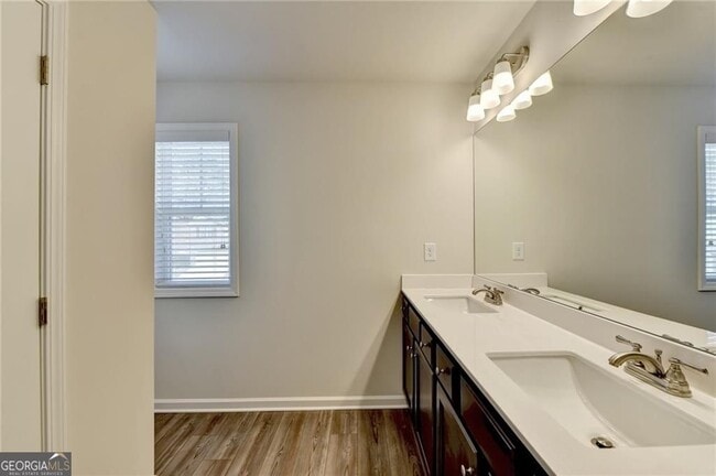 Building Photo - 212 Station Overlook Dr