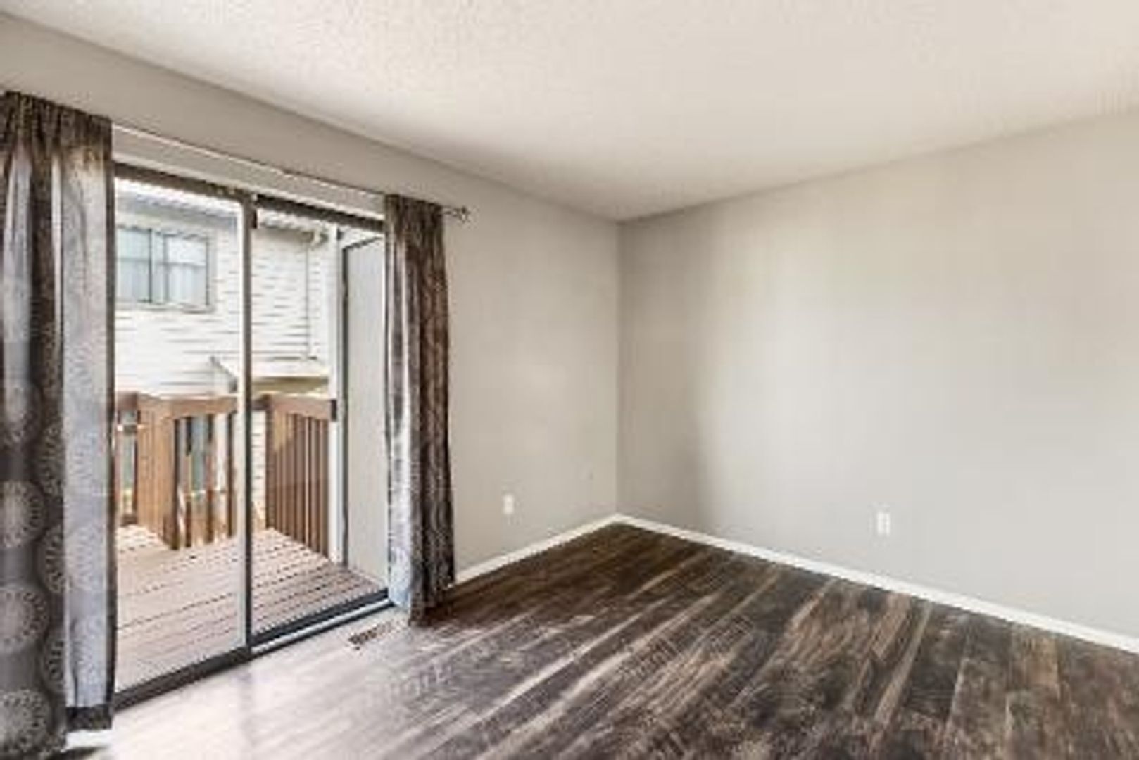 Building Photo - 5555 Denmark Ct