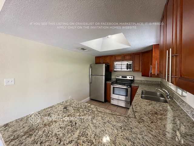 Building Photo - 1301 SW 138th Ct