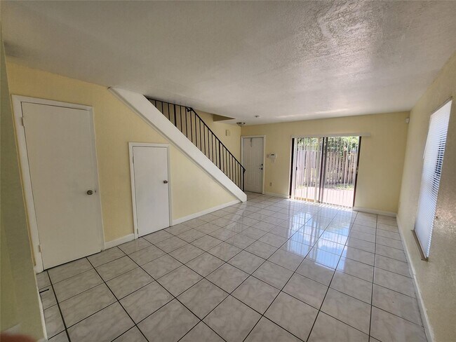 Building Photo - 2400 NW 52nd Ave