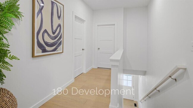 Building Photo - 1649 NW 12th St