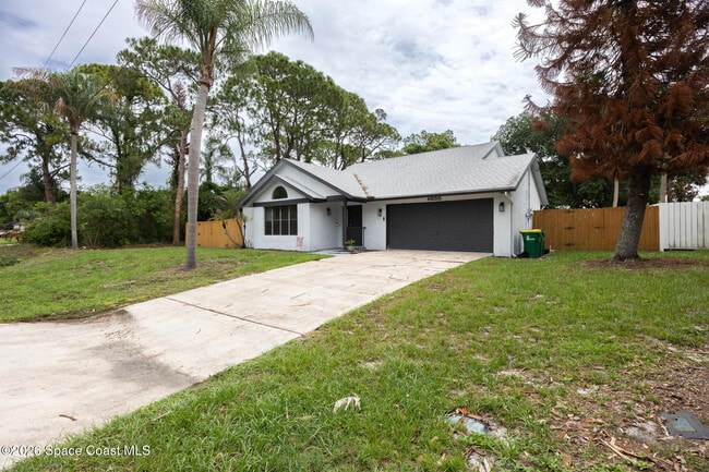 Building Photo - 6655 Corto Rd