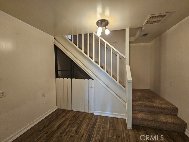 Building Photo - 22530 Rolling Meadows Dr