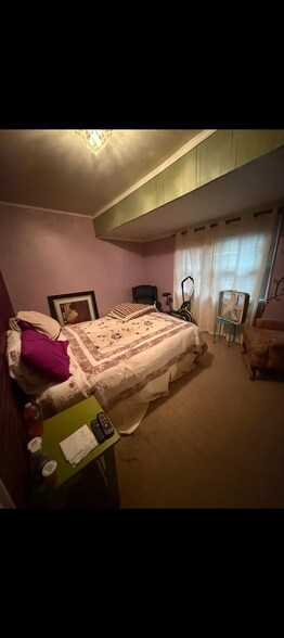 Building Photo - 28 N 7th Ave