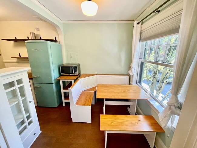Building Photo - Charming Studio off NW 23rd - PRIME LOCATION!