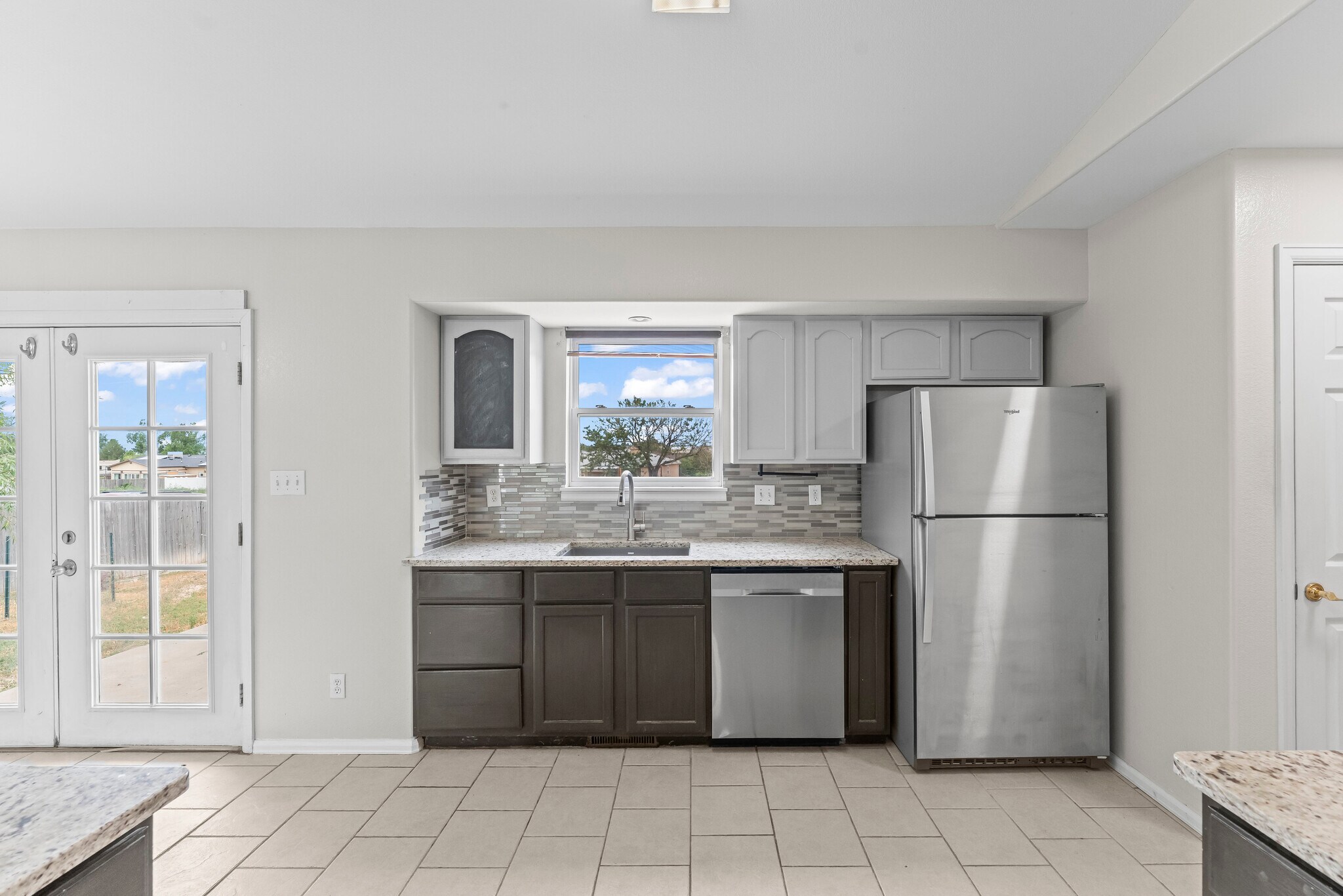 Building Photo - 133 S Spaulding Ave