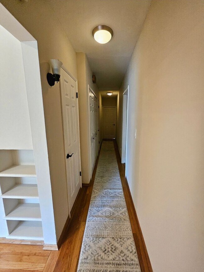 Building Photo - COMING SOON- Charming Single Family Home with Pool in Burbank