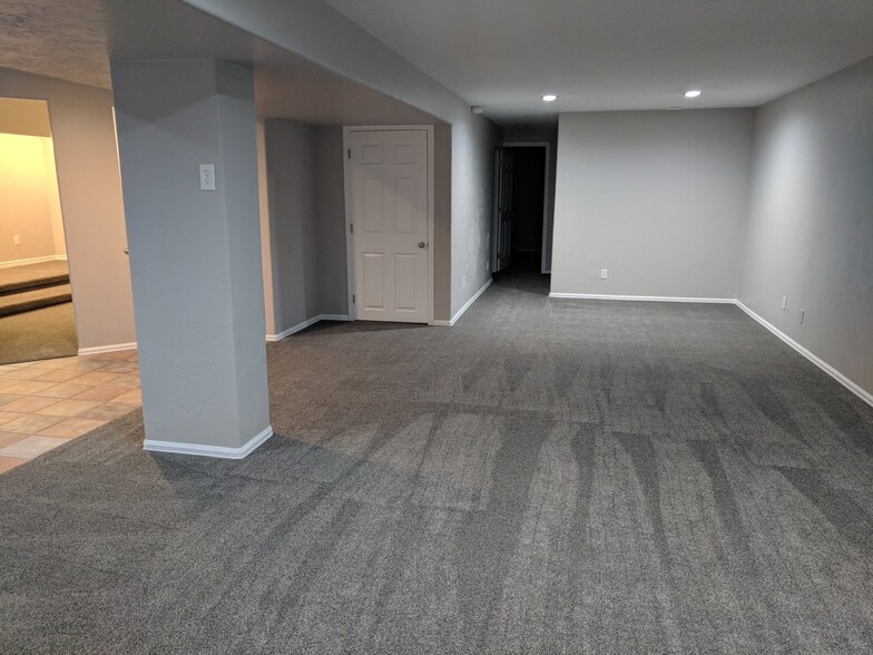 Basement Living Room - 1913 Crestview Dr