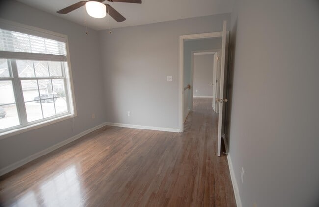 Building Photo - 22 Brightling Ln